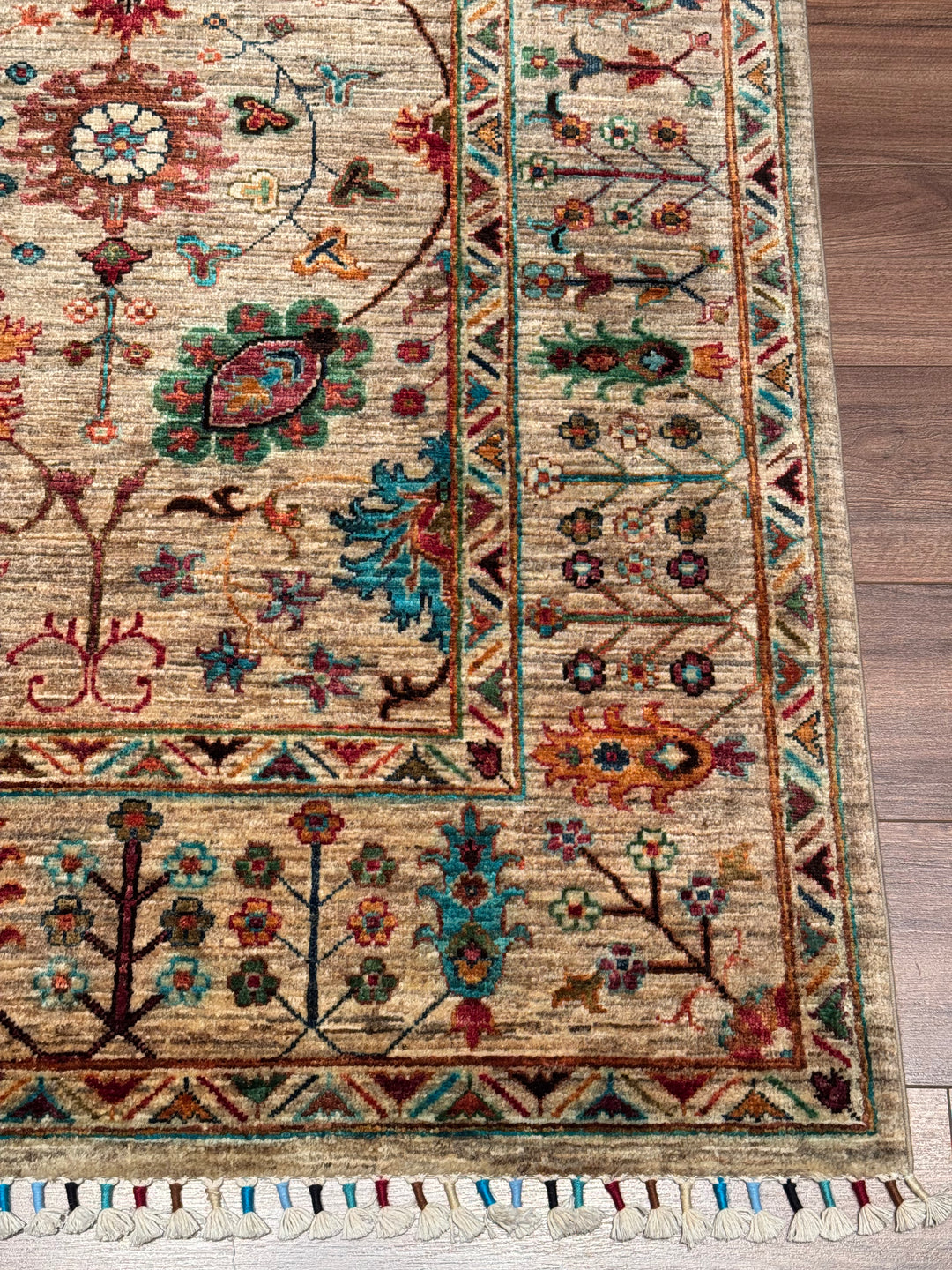 Sultani Floral Original Hand-Woven Beige Vegetable Dyed Wool Carpet 174x242 4.21 Square Meters - 5x8