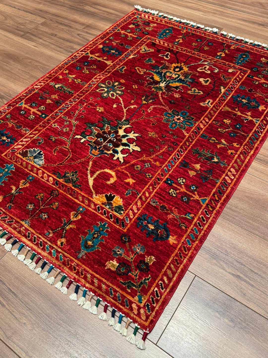 Sultani Binbirgece Orijinal El Dokuması Kırmızı Kök Boya Yün Halı 0.90x126 1.13 Metrekare - 3x4 ft