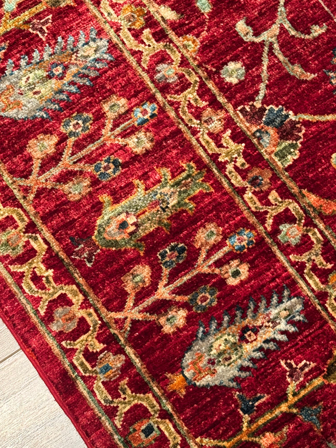 سجادة سلطاني بينبيرجيسي الأصلية المصنوعة يدويًا من الصوف الأحمر المصبوغ بالجذور، 175 × 250، 4.38 متر مربع - 5 × 8 قدم 