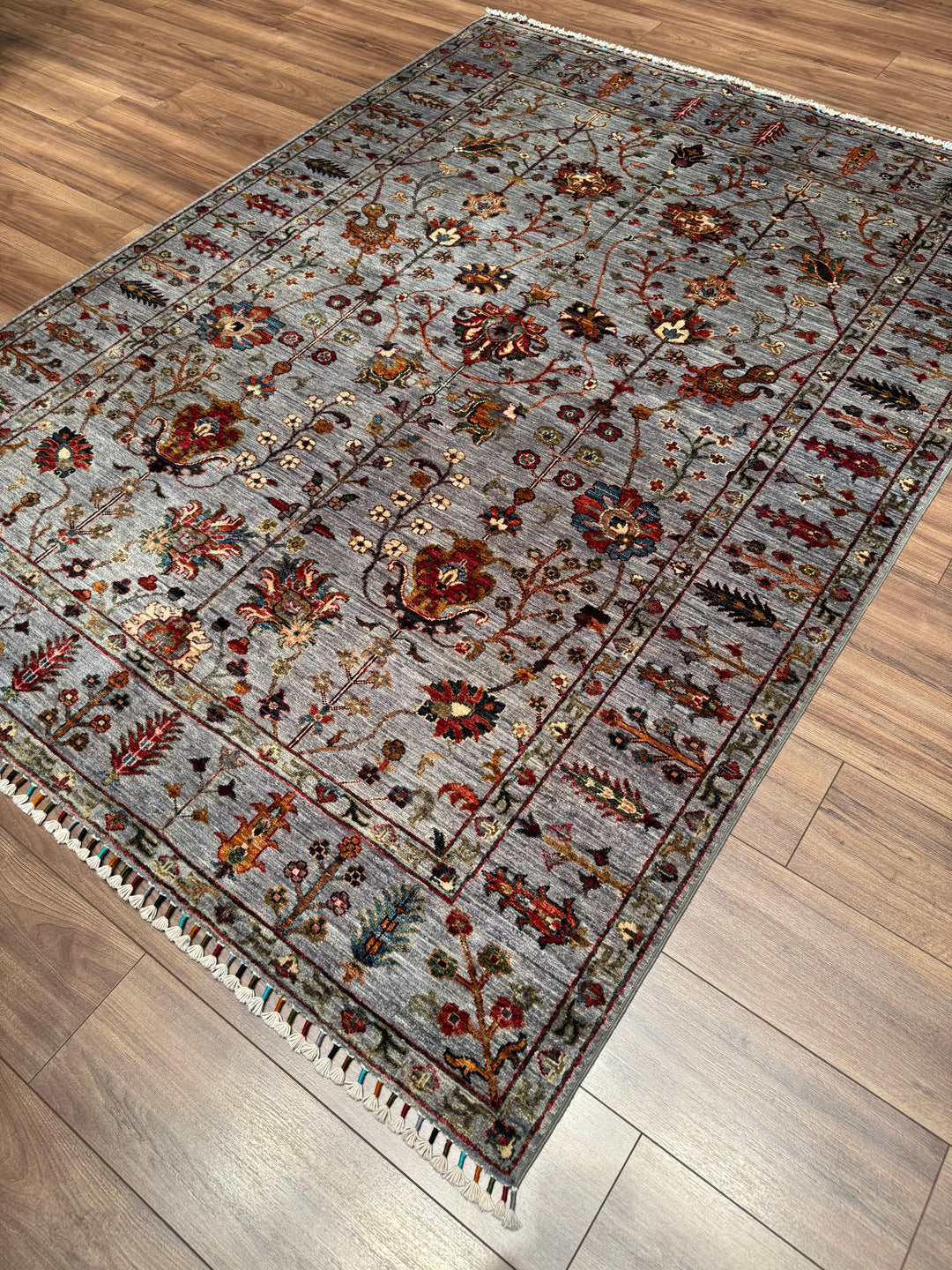 Sultani Çiçekli Orijinal El Dokuması Gri Kök Boya Yün Halı 175x236 4.13 Metrekare - 5x8 ft