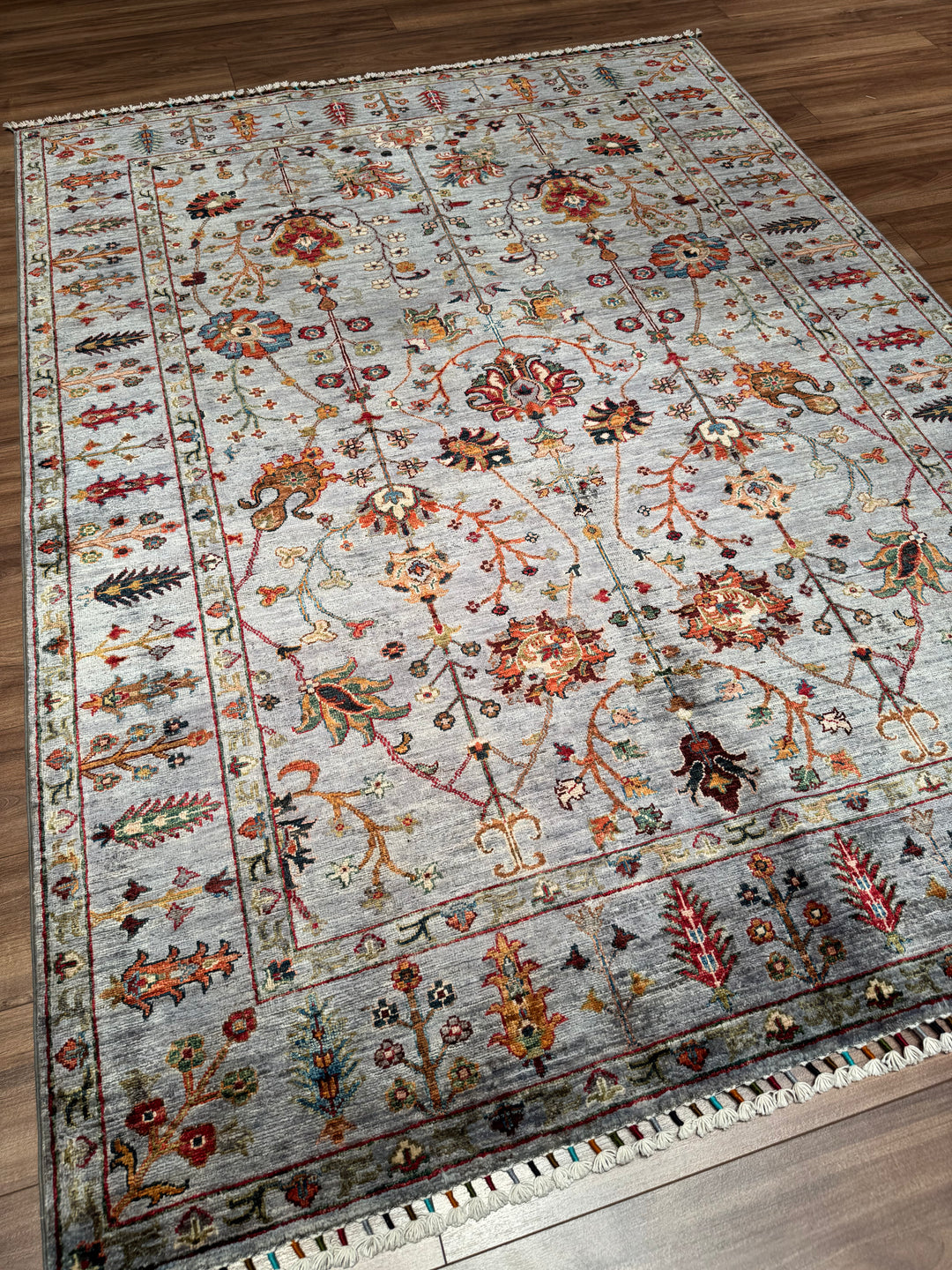 Sultani Çiçekli Orijinal El Dokuması Gri Kök Boya Yün Halı 175x236 4.13 Metrekare - 5x8 ft