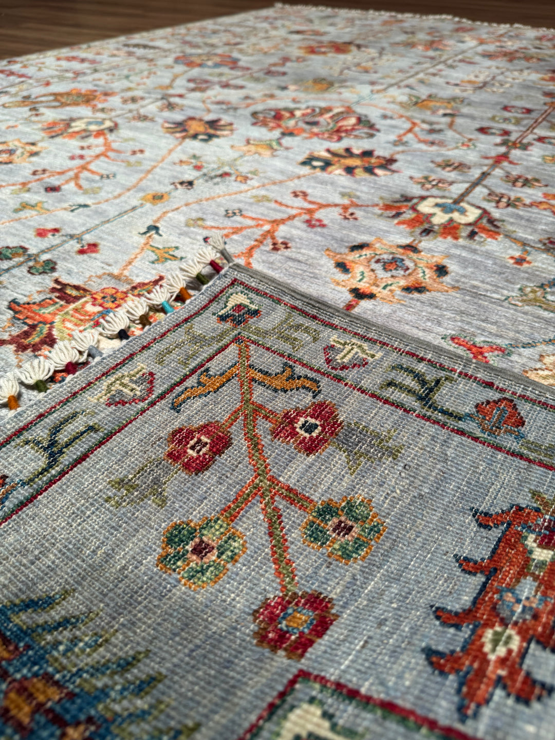 Sultani Çiçekli Orijinal El Dokuması Gri Kök Boya Yün Halı 175x236 4.13 Metrekare - 5x8 ft