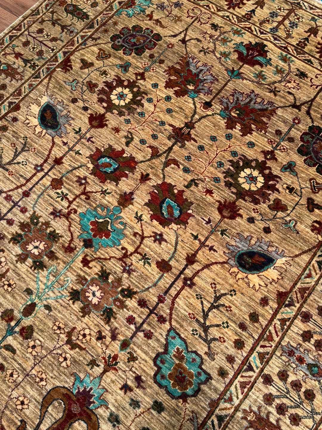 Sultani Çiçekli Orijinal El Dokuması Bej Kök Boya Yün Halı 173x234 4.05 Metrekare - 5x8