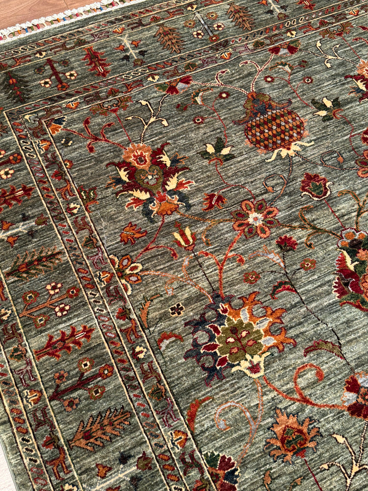 Sultani Binbirgece Orijinal El Dokuması Yeşil Kök Boya Yün Halı 168x242 4.07 Metrekare - 5x8