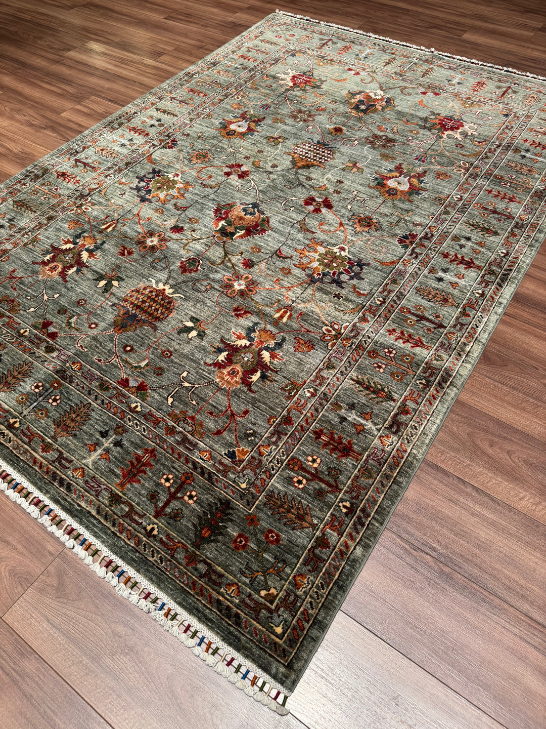 Sultani Binbirgece Orijinal El Dokuması Yeşil Kök Boya Yün Halı 168x242 4.07 Metrekare - 5x8