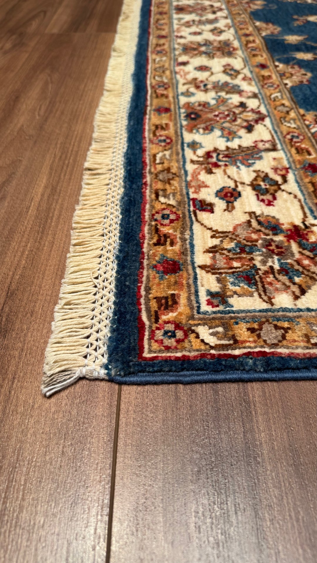 Uşak Original Hand Woven Cream Blue Vegetable Dyed Wool Carpet 122x185 2.26 Square Meters - 4x6 ft