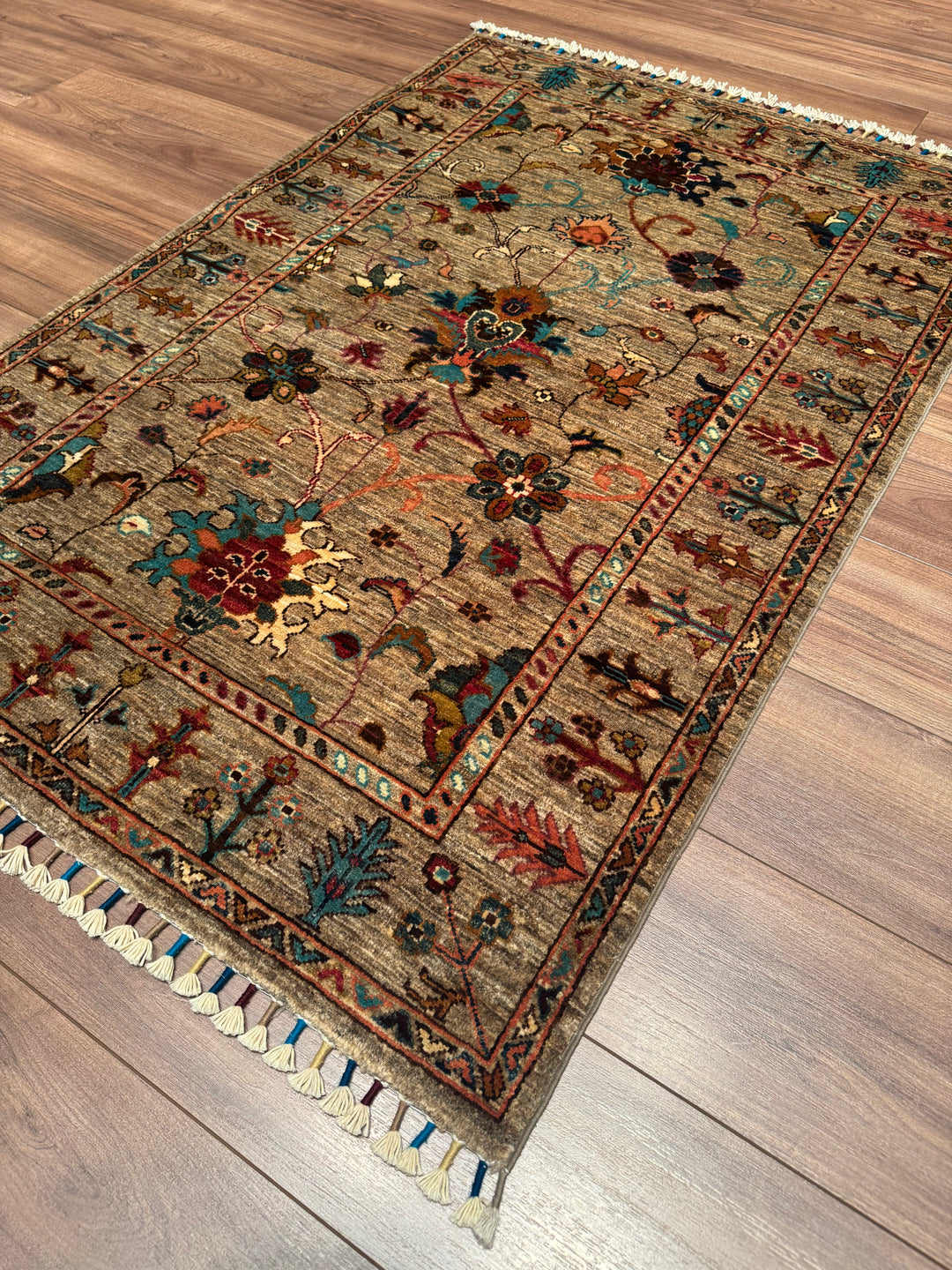 Sultani Binbirgece Orijinal El Dokuması Bej Kök Boya Yün Halı 100x148 1.48 Metrekare - 3x5 ft