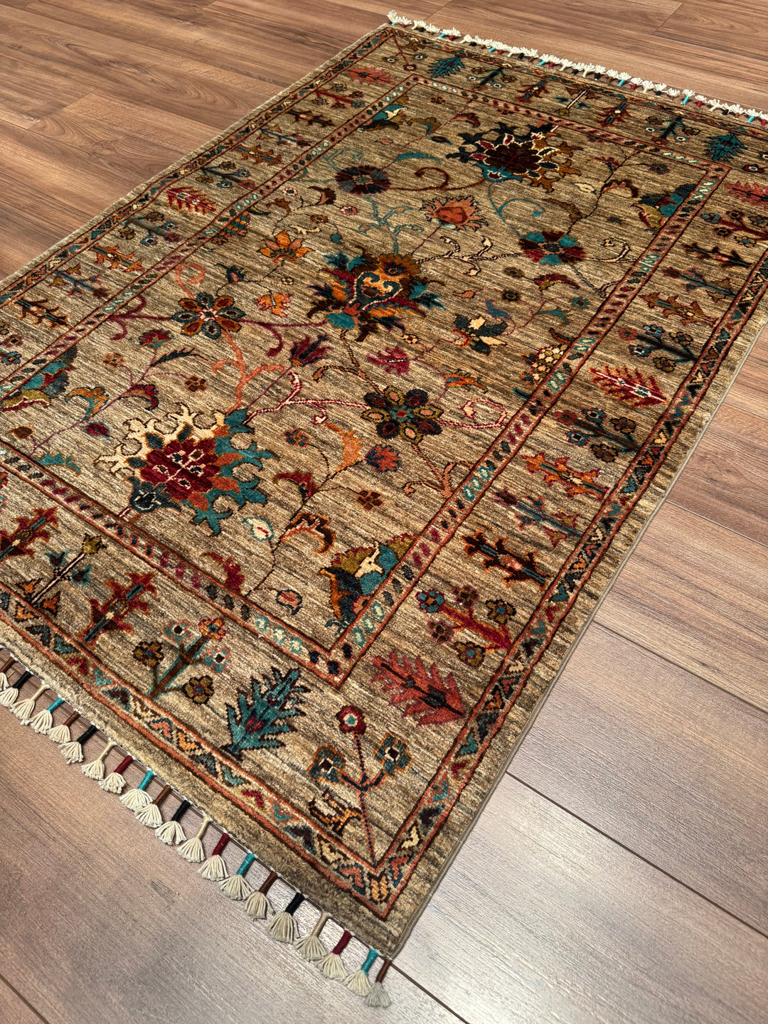 Sultani Binbirgece Orijinal El Dokuması Bej Kök Boya Yün Halı 102x146 1.49 Metrekare - 3x5 ft