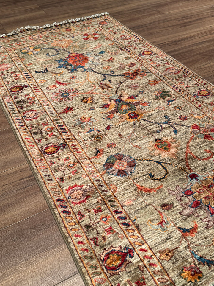 Sultani Binbirgece Uzun Yolluk Orijinal El Dokuması Bej Kök Boya Yün Halı 0.79x386 Metrekare - 3x12 ft