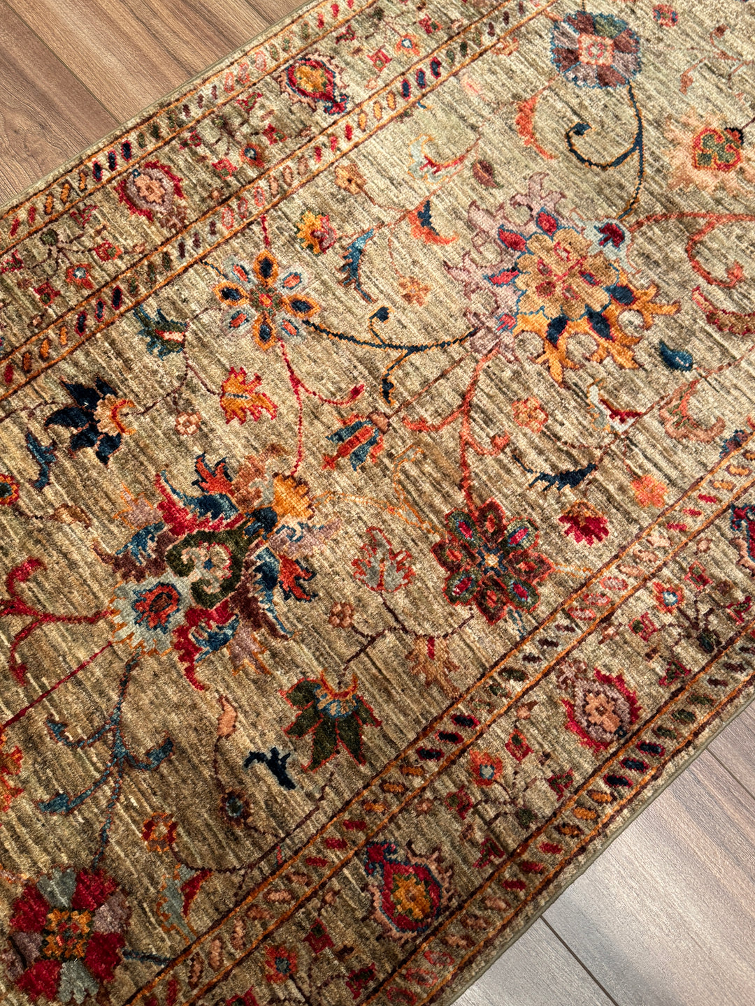 Sultani Binbirgece Uzun Yolluk Orijinal El Dokuması Bej Kök Boya Yün Halı 0.79x386 Metrekare - 3x12 ft