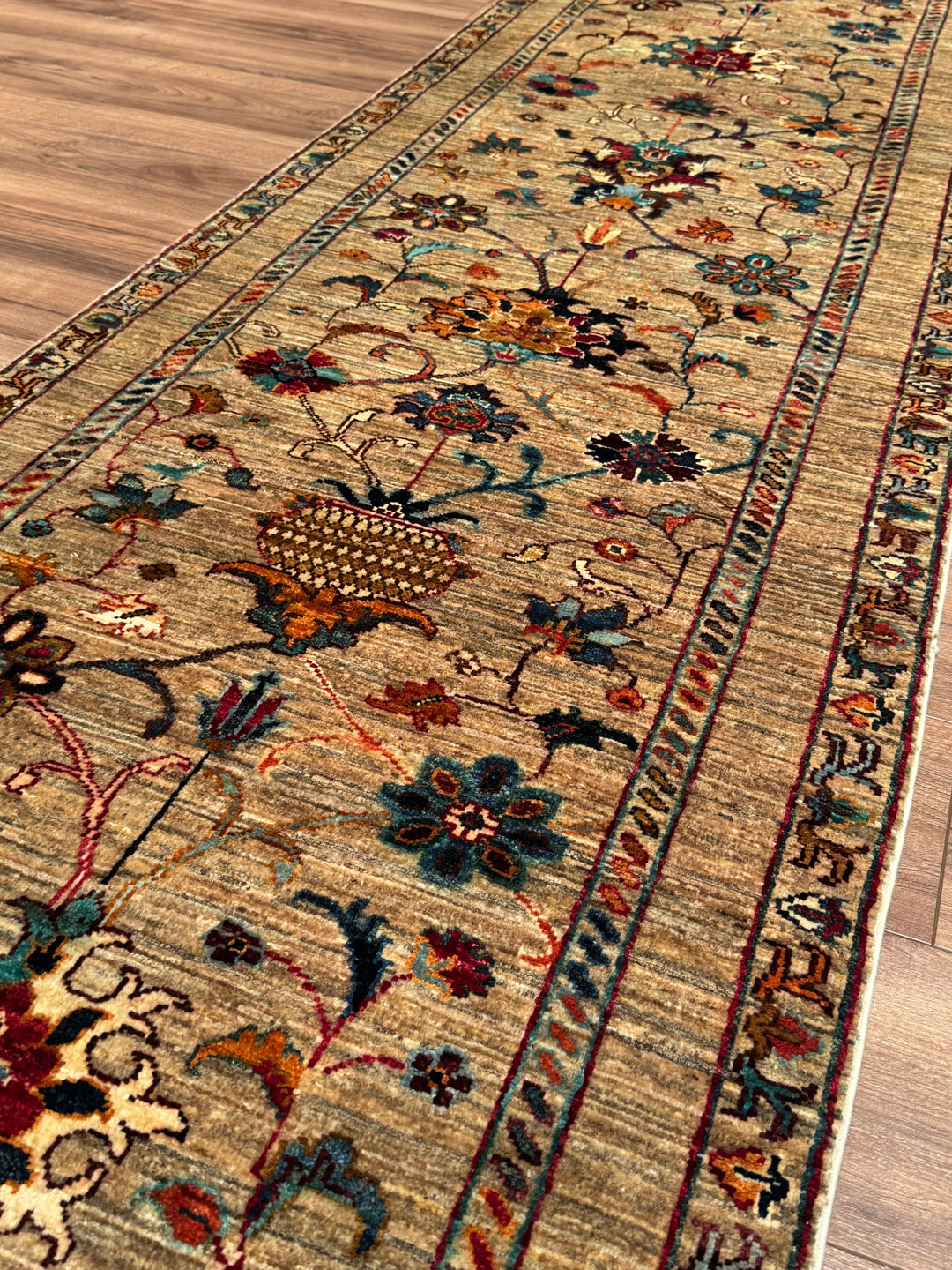 Sultani Binbirgece Yolluk Orijinal El Dokuması Bej Kök Boya Yün Halı 0.82x295 2.42 Metrekare - 3x10 ft