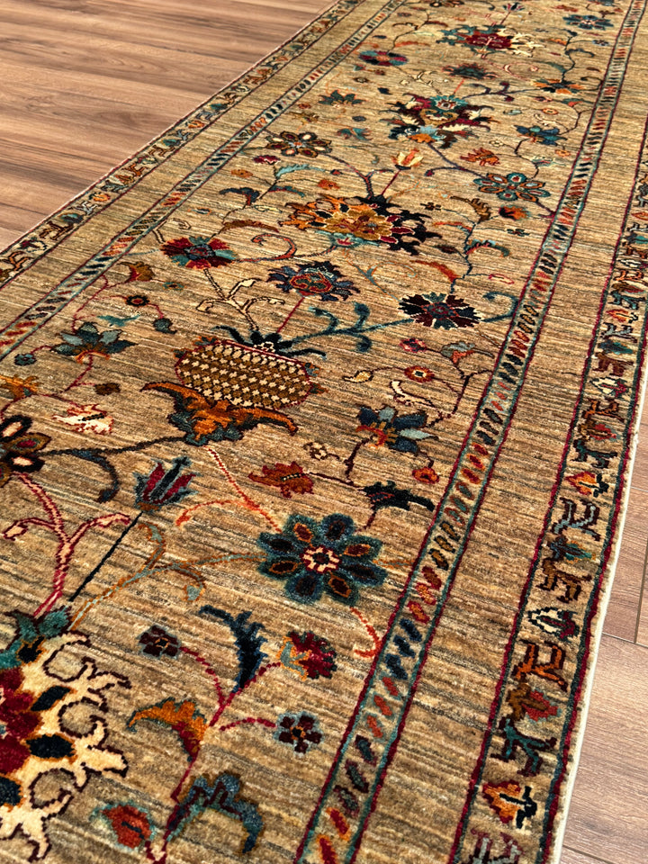 Sultani Binbirgece Yolluk Orijinal El Dokuması Bej Kök Boya Yün Halı 0.82x295 2.42 Metrekare - 3x10 ft