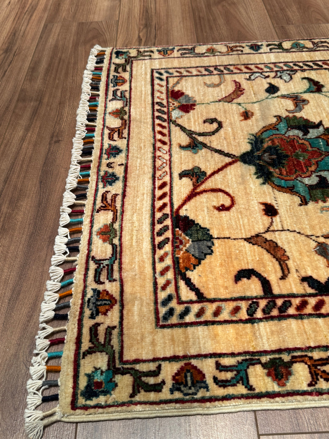 سجادة سلطاني بينبيرجيس رانر الأصلية المصنوعة يدويًا من الصوف بلون بيج مصبوغ بصبغة الجذور، 0.83 × 237، 1.97 متر مربع - 3 × 8 قدم 