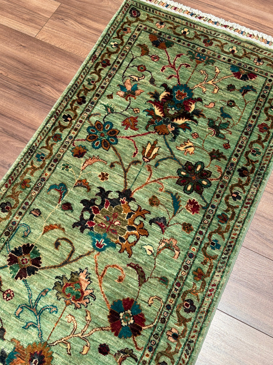 سجادة سلطاني بينبيرجيس رانر الأصلية المصنوعة يدويًا من الصوف الأخضر المصبوغ بالجذور 0.73 × 202 سم 1.47 متر مربع - 2 × 6 قدم 