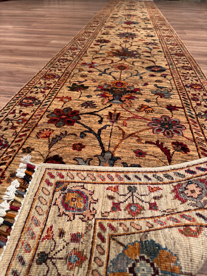 Sultani Binbirgece Uzun Yolluk Orijinal El Dokuması Bej Kök Boya Yün Halı 0.78x485 3.78 Metrekare - 3x13 ft