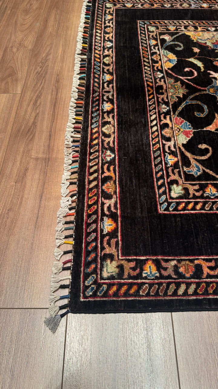 Sultani Binbirgece Original Hand Woven Black Vegetable Dyed Wool Carpet 128x182 2.33 Square Meters - 4x6 ft