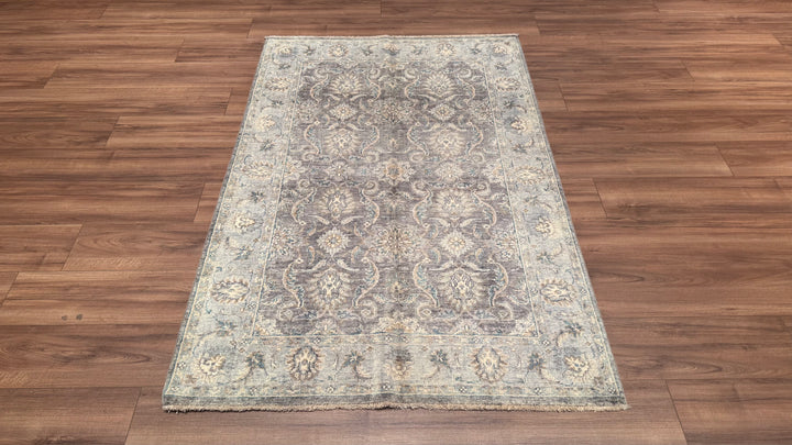 Uşak Original Hand Woven Gray Vegetable Dyed Wool Carpet 119x178 2.12 Square Meters - 4x6 ft