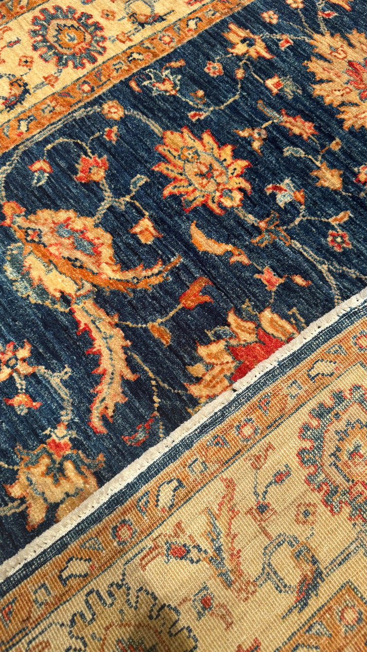 Uşak Original Hand Woven Cream Blue Vegetable Dyed Wool Carpet 126x182 2.29 Square Meters - 4x6 ft