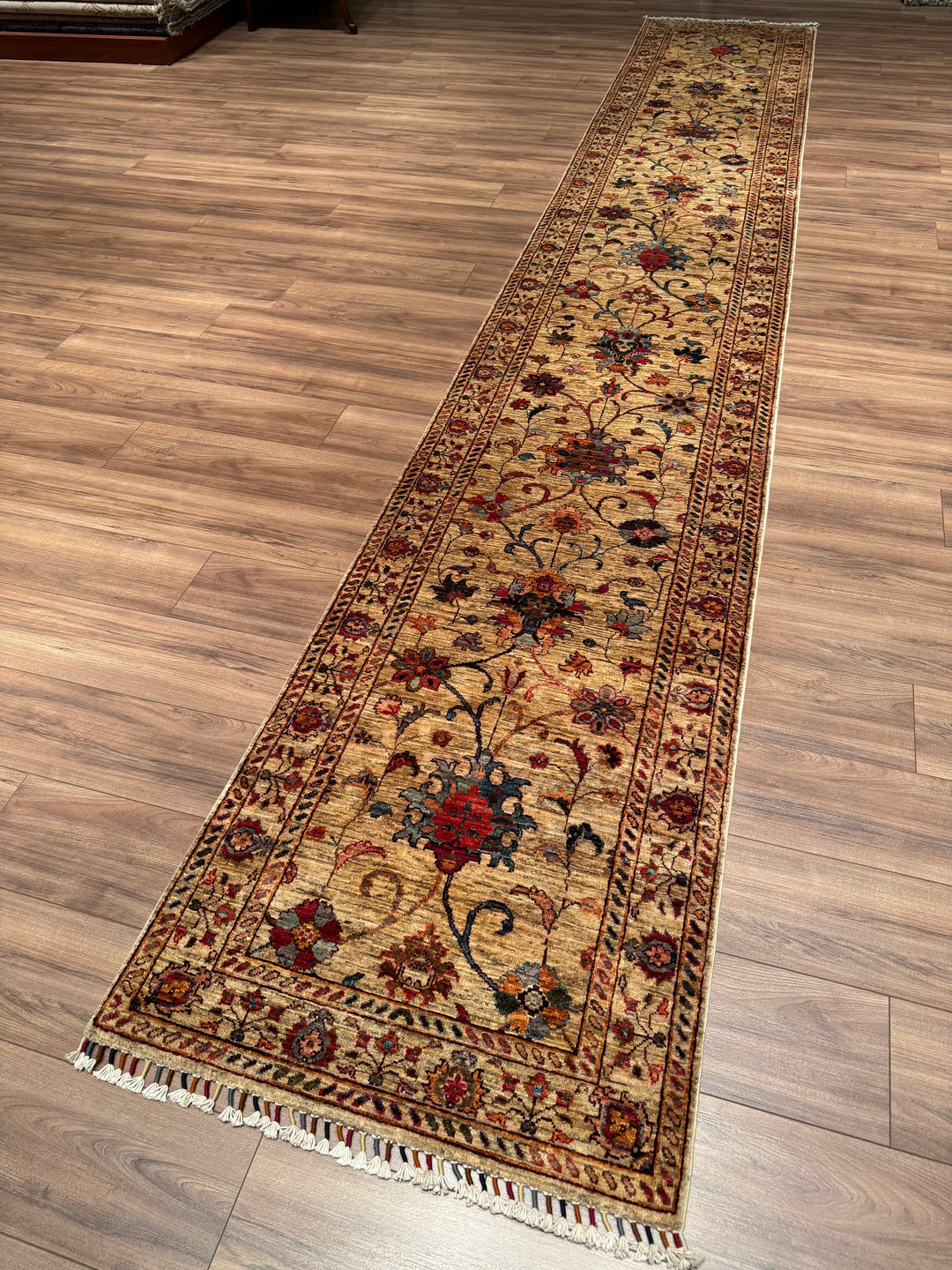Sultani Binbirgece Uzun Yolluk Orijinal El Dokuması Bej Kök Boya Yün Halı 0.80x485 3.88 Metrekare - 3x13 ft