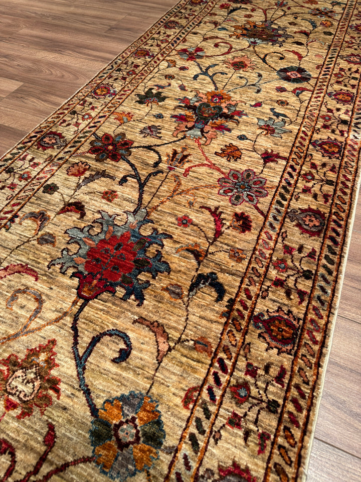 Sultani Binbirgece Uzun Yolluk Orijinal El Dokuması Bej Kök Boya Yün Halı 0.80x485 3.88 Metrekare - 3x13 ft