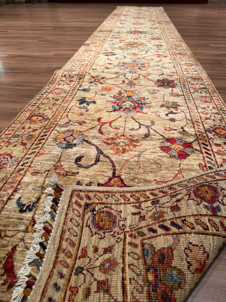 Sultani Binbirgece Uzun Yolluk Orijinal El Dokuması Bej Kök Boya Yün Halı 0.80x485 3.88 Metrekare - 3x13 ft
