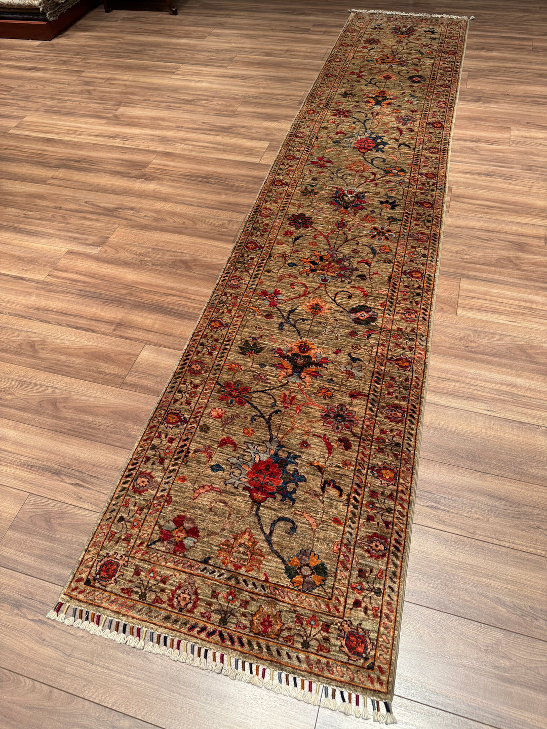 Sultani Binbirgece Uzun Yolluk Orijinal El Dokuması Bej Kök Boya Yün Halı 0.78x391 3.05 Metrekare - 3x13 ft