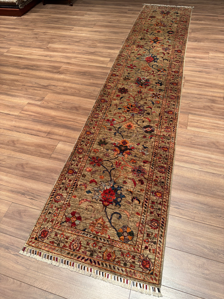 Sultani Binbirgece Uzun Yolluk Orijinal El Dokuması Bej Kök Boya Yün Halı 0.78x391 3.05 Metrekare - 3x13 ft