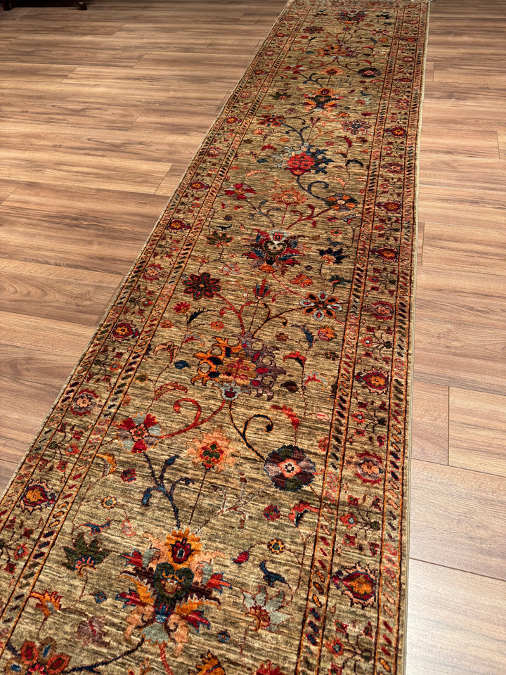 Sultani Binbirgece Uzun Yolluk Orijinal El Dokuması Bej Kök Boya Yün Halı 0.78x391 3.05 Metrekare - 3x13 ft
