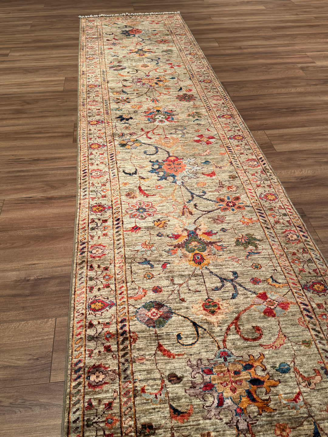 Sultani Binbirgece Uzun Yolluk Orijinal El Dokuması Bej Kök Boya Yün Halı 0.78x391 3.05 Metrekare - 3x13 ft