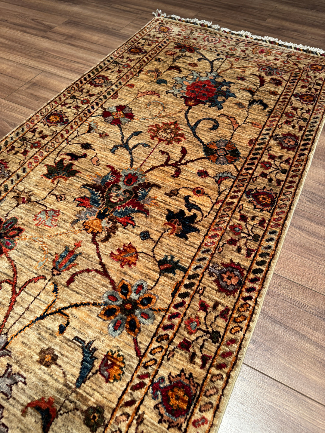 Sultani Binbirgece Uzun Yolluk Orijinal El Dokuması Bej Kök Boya Yün Halı 0.79x488 3.86 Metrekare - 3x13 ft