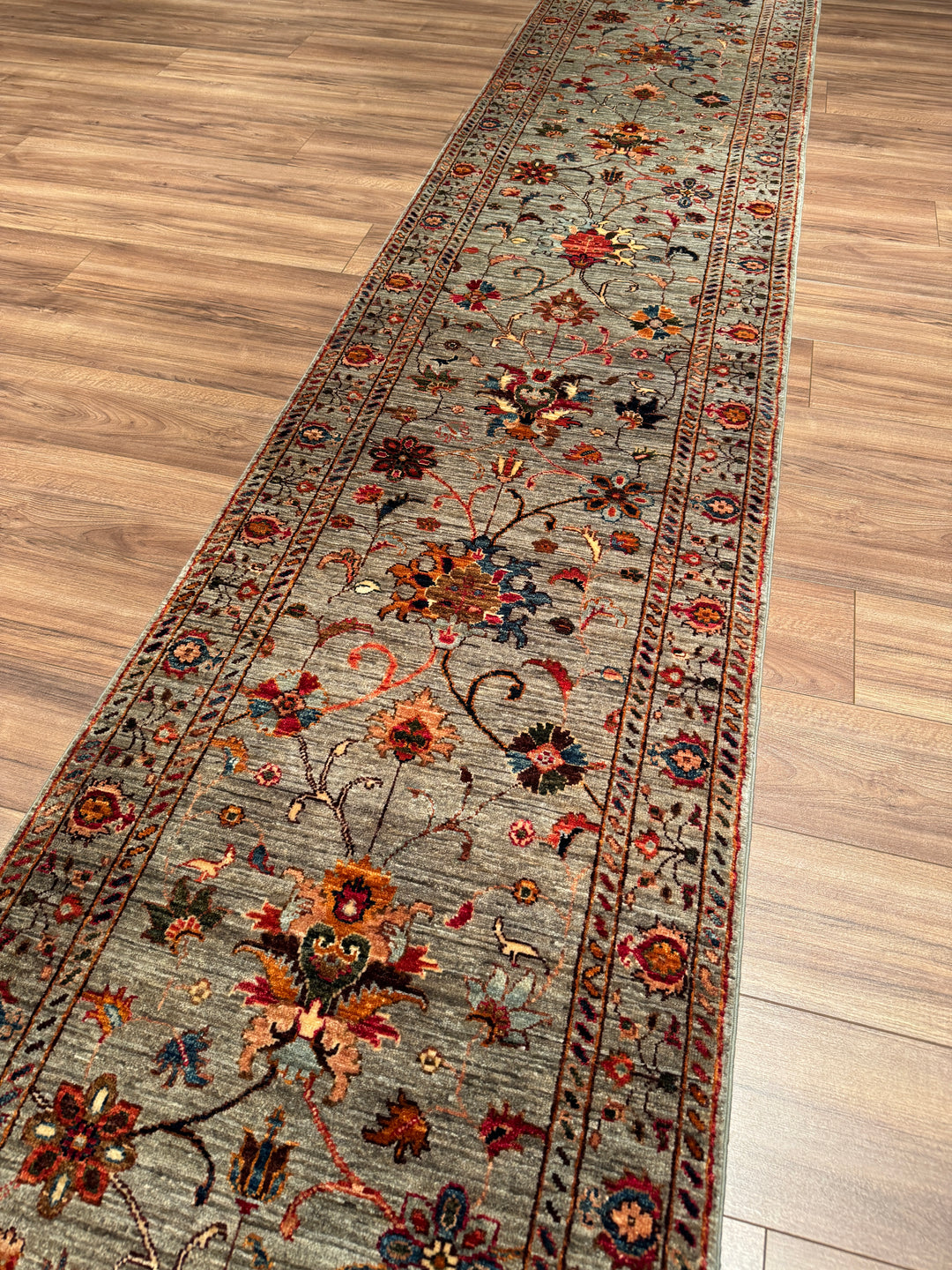 Sultani Binbirgece Uzun Yolluk Orijinal El Dokuması Gri Kök Boya Yün Halı 0.79x404 3.19 Metrekare - 3x13 ft