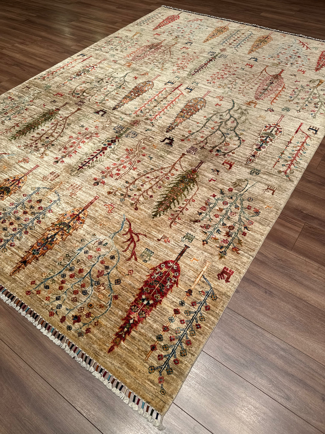 Sultani Hayat Ağacı Orijinal El Dokuması Bej Kök Boya Yün Halı 207x300 6.21 Metrekare - 8x10 ft