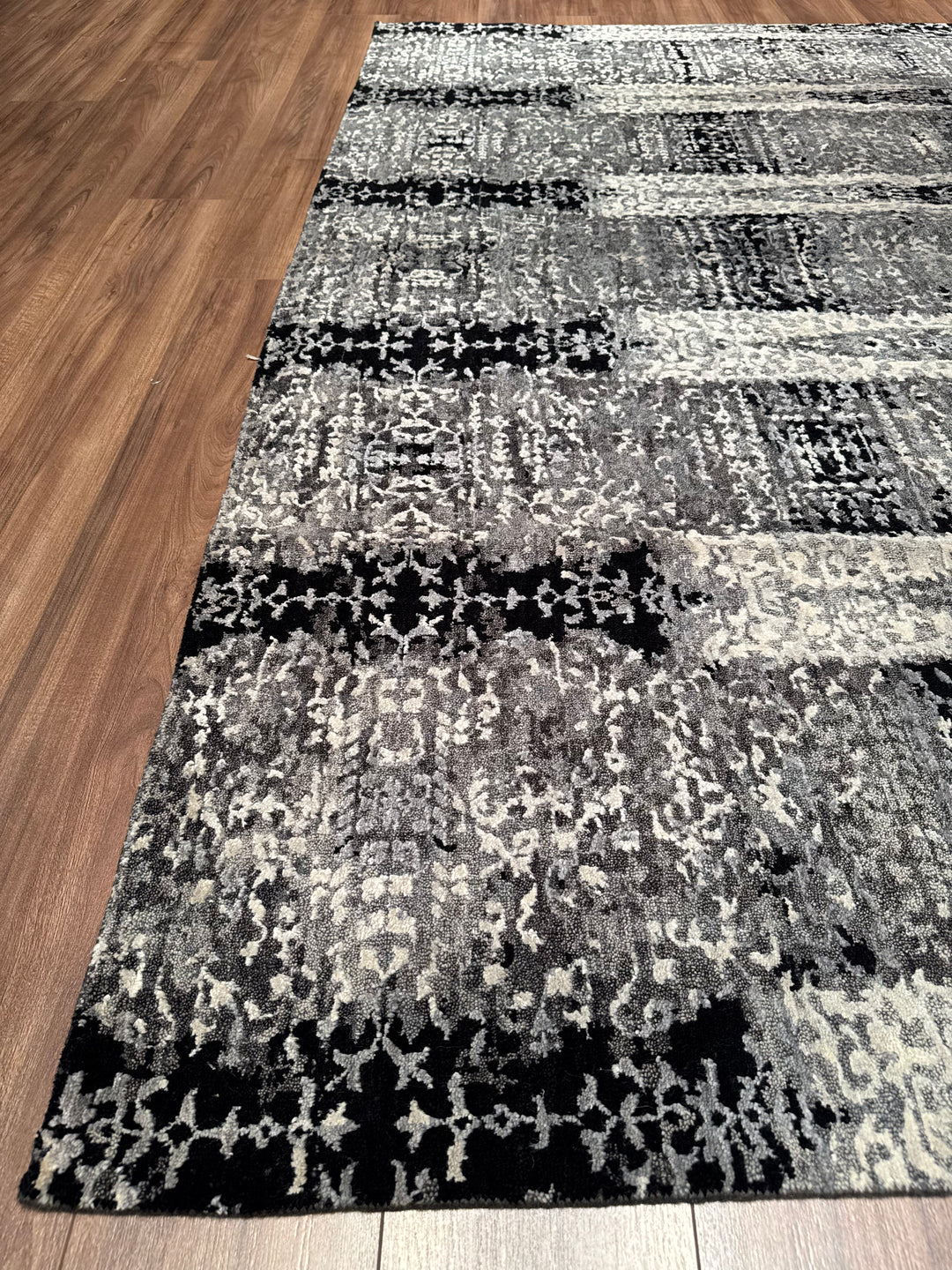 New Diamond Original Hand Woven Gray Black Wool Bamboo Carpet 196x294 5.76 Square Meters - 6x10 ft