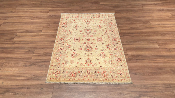 Uşak Original Hand Woven Beige Red Vegetable Dyed Wool Carpet 106x152 1.61 Square Meters - 3x5 ft