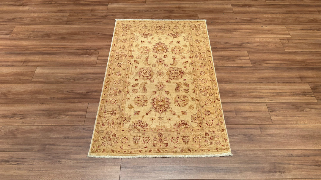 Uşak Original Hand Woven Pastel Vegetable Dyed Wool Carpet 0.94x146 1.37 Square Meters - 3x5 ft