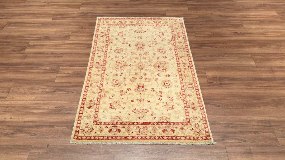 Uşak Original Hand Woven Beige Red Vegetable Dyed Wool Carpet 103x157 1.62 Square Meters - 3x5 ft