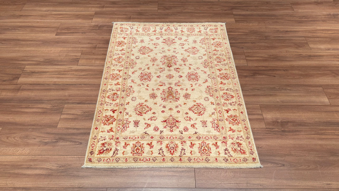 Uşak Original Hand Woven Cream Vegetable Dyed Wool Carpet 105x141 1.48 Square Meters - 3x5 ft