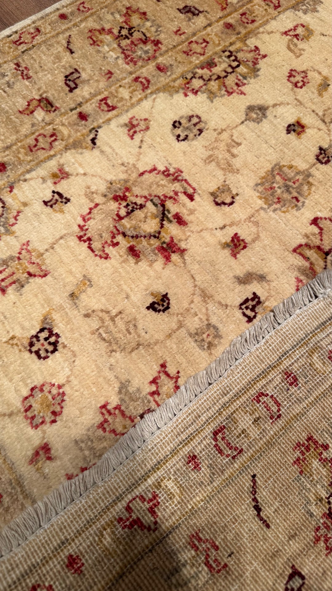 Uşak Original Hand Woven Cream Vegetable Dyed Wool Carpet 101x154 1.56 Square Meters - 3x5 ft