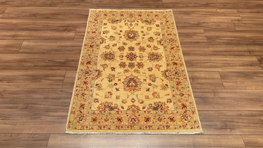 Uşak Original Hand Woven Cream Vegetable Dyed Wool Carpet 0.98x147 1.44 Square Meters - 3x5 ft