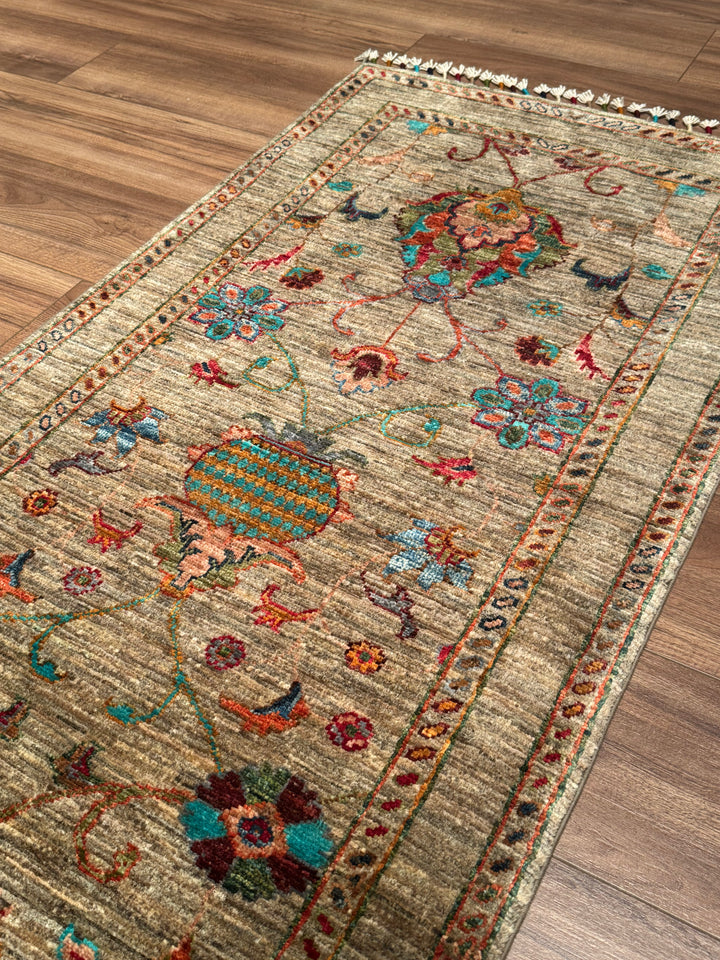 Sultani Binbirgece Yolluk Orijinal El Dokuması Bej Kök Boya Yün Halı 0.73x215 1.57 Metrekare - 3x8 ft