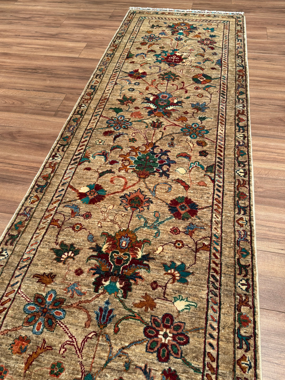 Sultani Binbirgece Yolluk Orijinal El Dokuması Bej Kök Boya Yün Halı 0.83x286 2.37 Metrekare - 3x10 ft