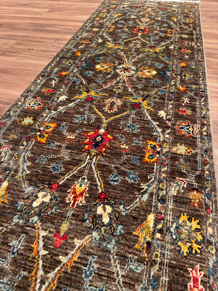 Sultani Çiçekli Yolluk Orijinal El Dokuması Kahverengi Kök Boya Yün Halı 0.75x220 1.65 Metrekare - 2x8 ft