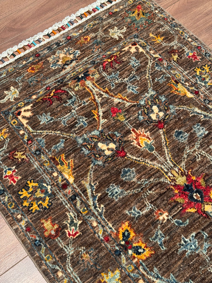 Sultani Çiçekli Yolluk Orijinal El Dokuması Kahverengi Kök Boya Yün Halı 0.75x220 1.65 Metrekare - 2x8 ft