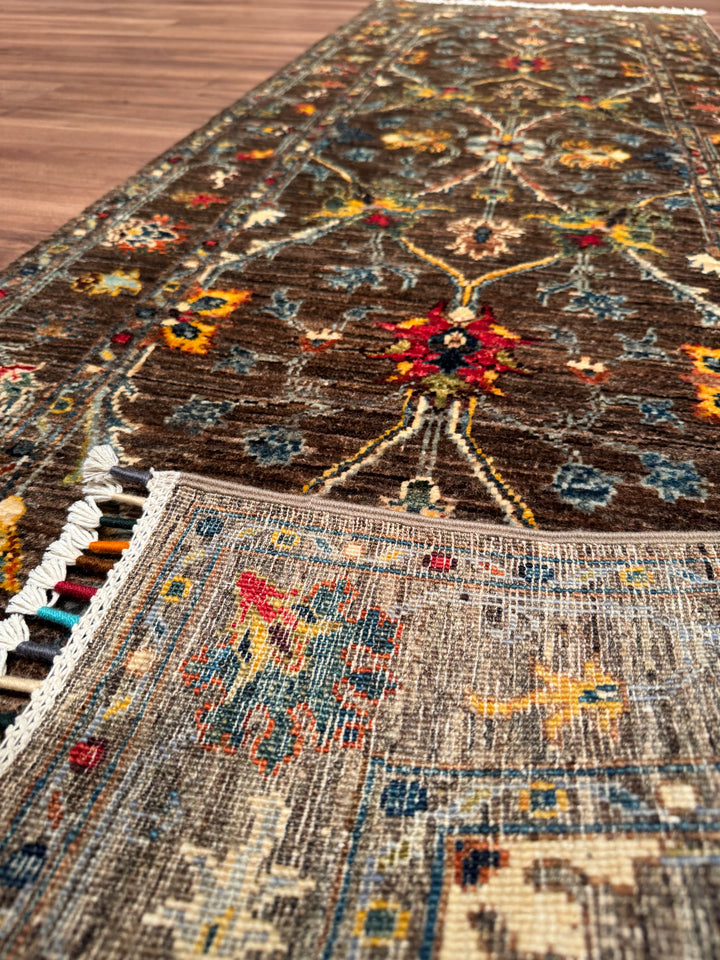 Sultani Çiçekli Yolluk Orijinal El Dokuması Kahverengi Kök Boya Yün Halı 0.75x220 1.65 Metrekare - 2x8 ft