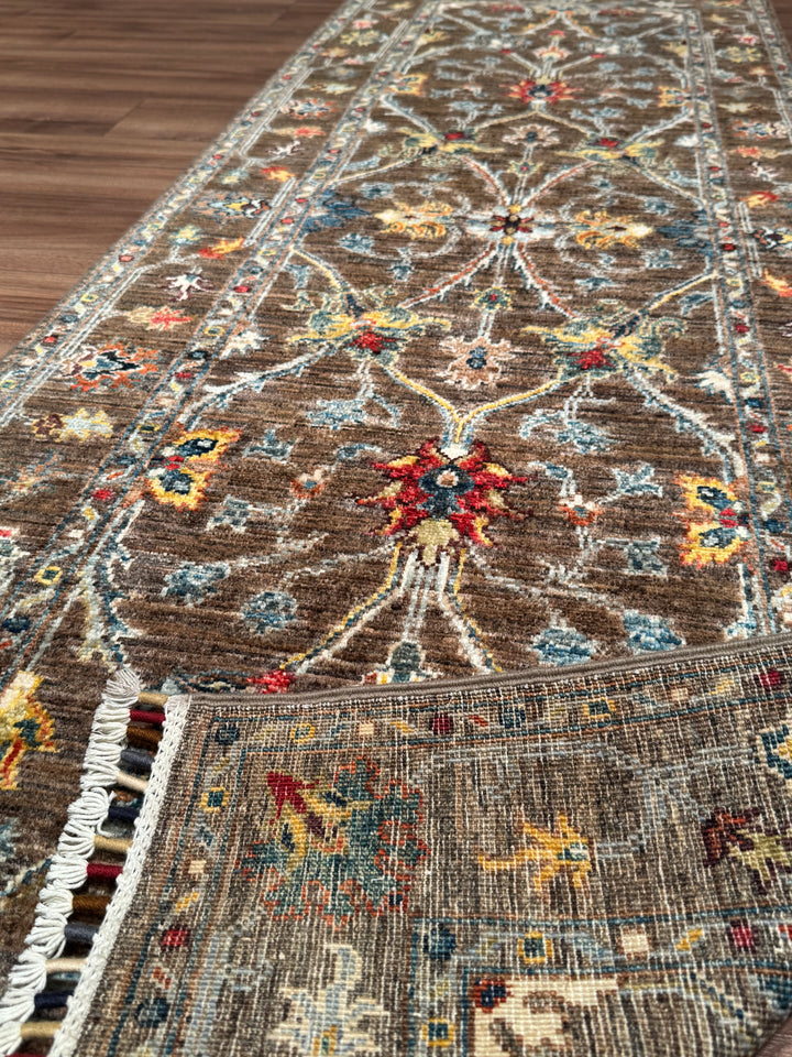 Sultani Çiçekli Yolluk Orijinal El Dokuması Kahverengi Kök Boya Yün Halı 0.75x221 1.66 Metrekare - 2x8 ft