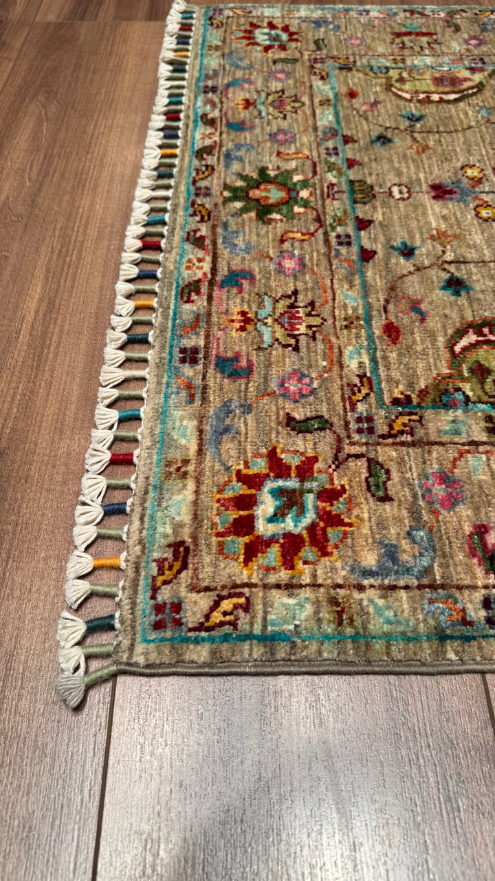 Sultani Binbirgece Original Hand Woven Beige Vegetable Dyed Wool Carpet 0.82x122 1 Square Meter - 3x4 ft