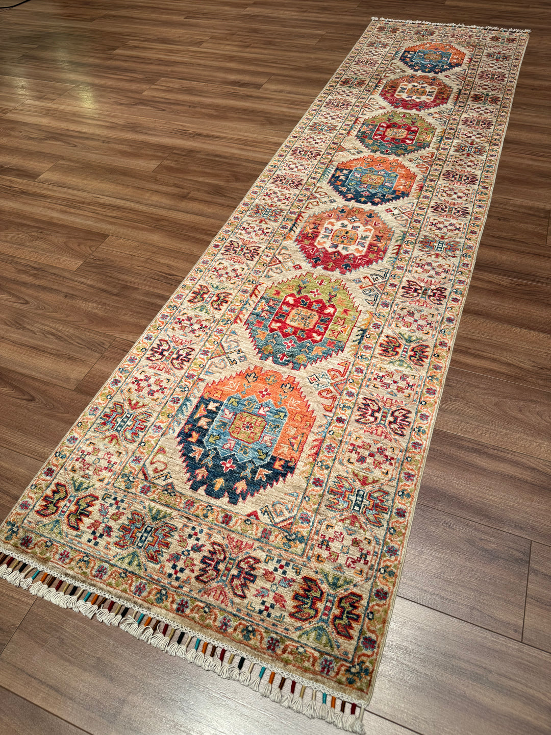 Veziri Orijinal El Dokuması Yolluk Bej Kök Boya Yün Halı 0.79x308 2.43 Metrekare - 3x10 ft