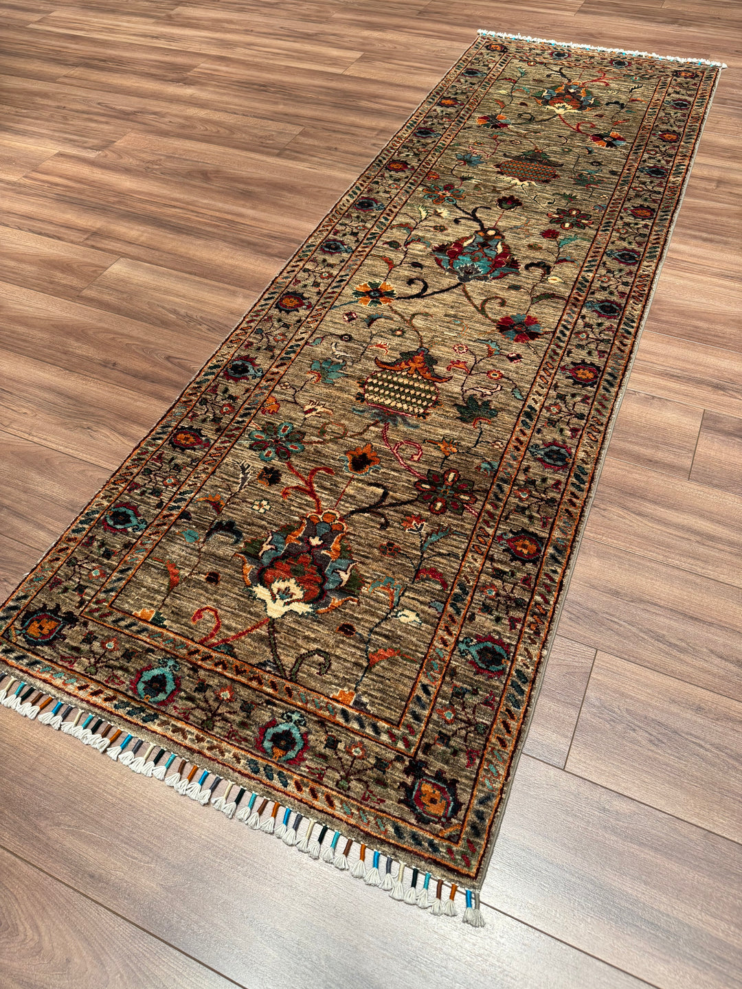 Sultani Binbirgece Yolluk Orijinal El Dokuması Bej Kök Boya Yün Halı 0.82x257 2.11 Metrekare - 3x8 ft