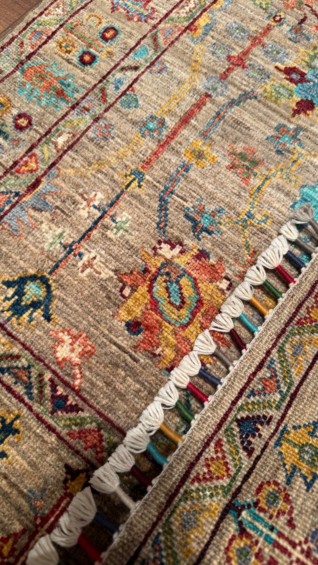 Sultani Floral Original Hand Woven Beige Vegetable Dyed Wool Carpet 0.81x126 1.02 Square Meters - 3x4 ft