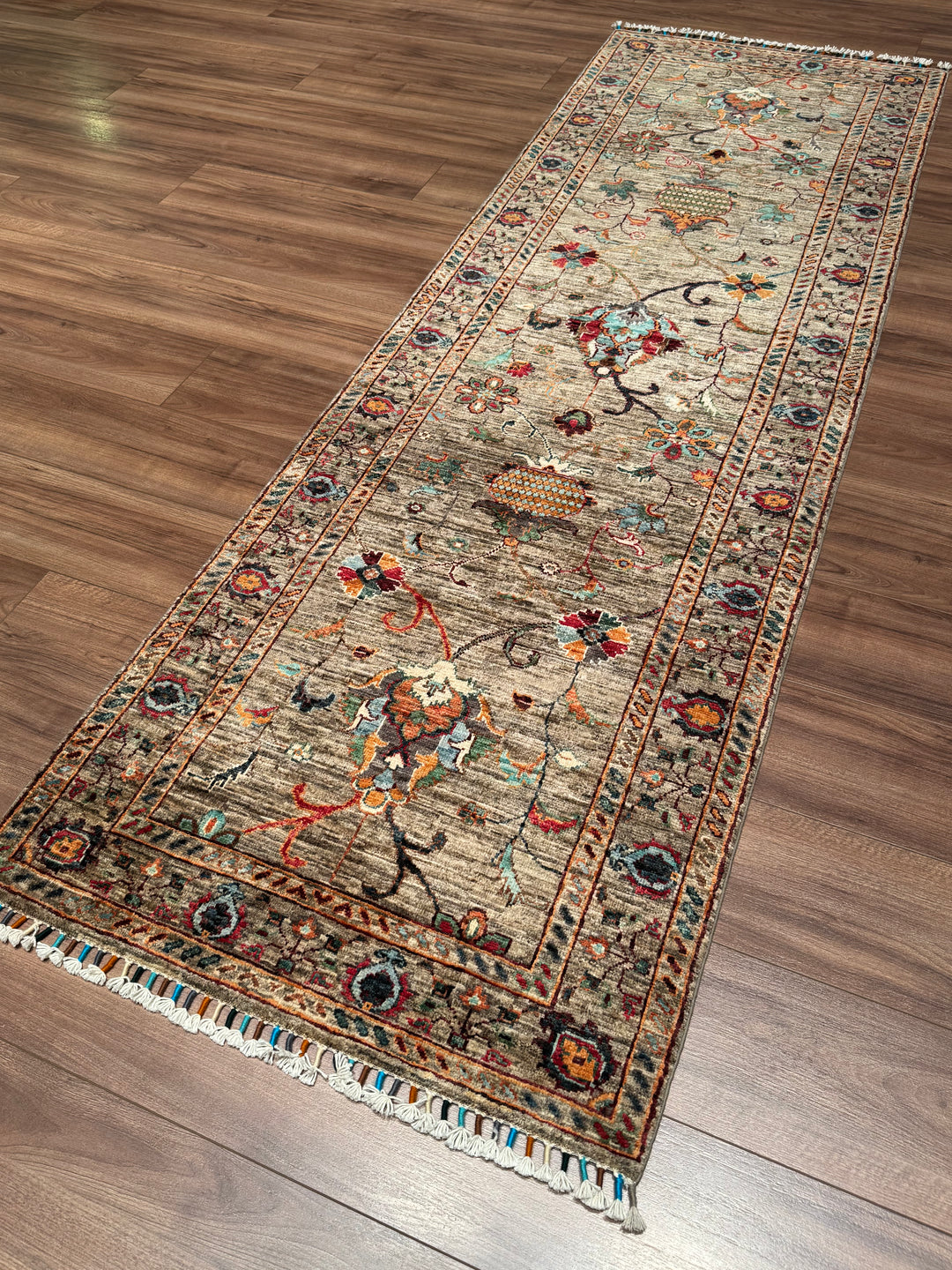 Sultani Binbirgece Yolluk Orijinal El Dokuması Bej Kök Boya Yün Halı 0.82x257 2.11 Metrekare - 3x8 ft